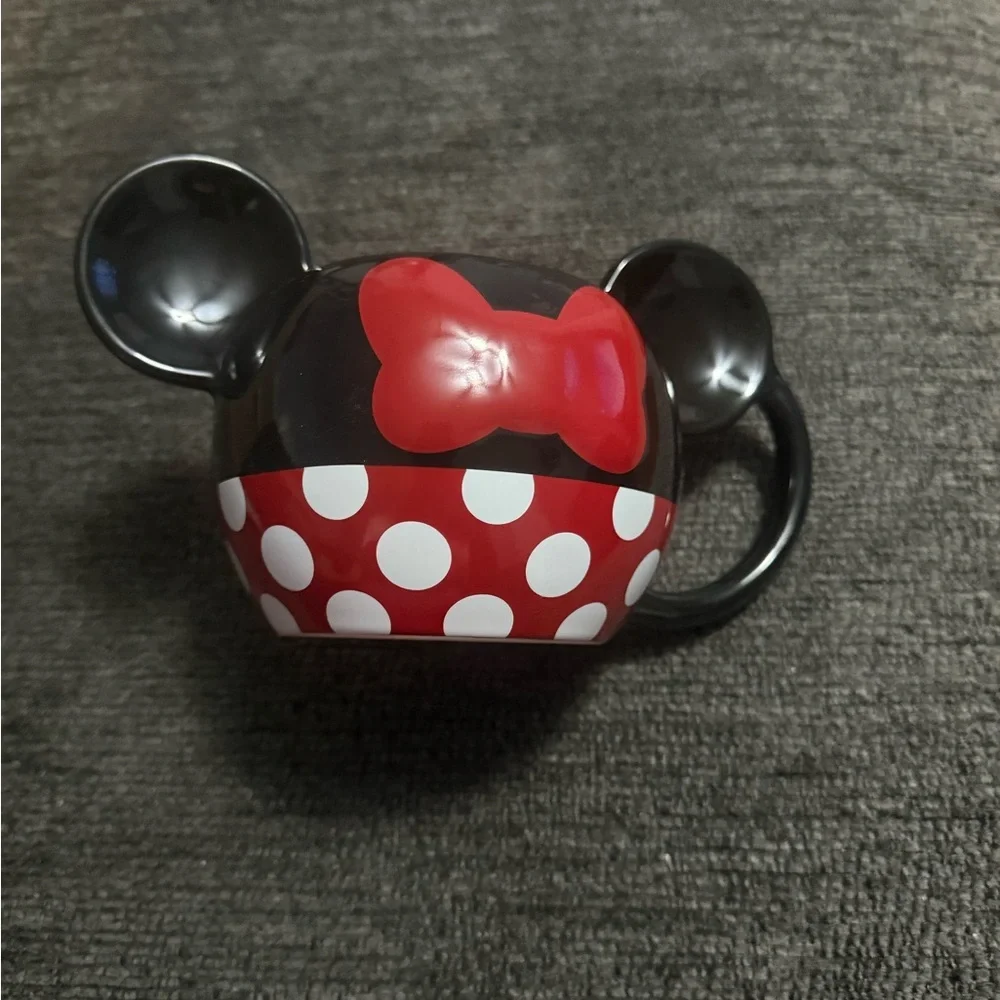 Disney Minnie Mouse XOXO Ceramic 3D Ears Red Polka Dot Mug Cup 20oz